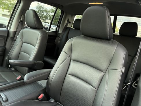 Used 2023 Honda Ridgeline RTL-E image 21