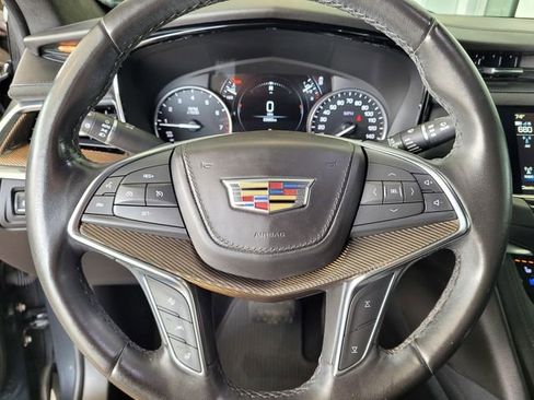 Used 2019 Cadillac XT5 Platinum AWD/4WD image 23