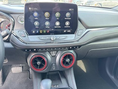 Used 2024 Chevrolet Blazer RS w/ Enhanced Convenience Package FWD image 22