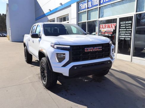 New 2026 GMC Canyon Elevation w/ Convenience Package AWD/4WD image 2