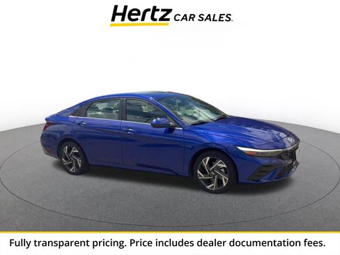 Used 2025 Hyundai Elantra SEL FWD image 1
