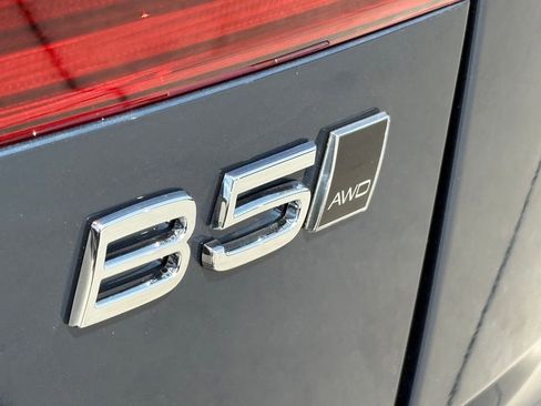 New 2026 Volvo XC60 B5 Core w/ Climate Package AWD/4WD image 8