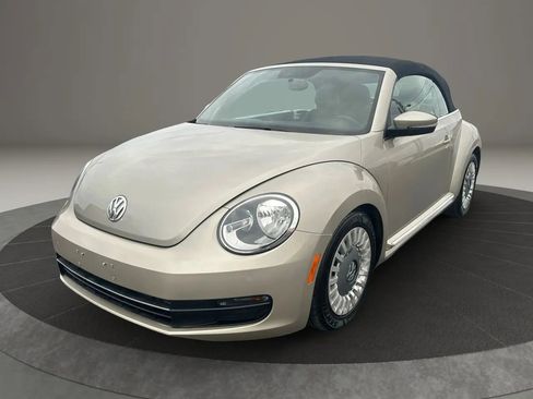 Used 2013 Volkswagen Beetle 2.5 image 18
