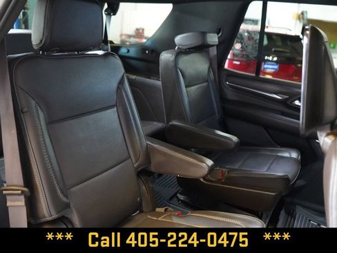 Used 2021 GMC Yukon Denali w/ Denali Ultimate Package AWD/4WD image 25