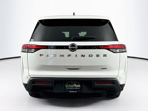 Used 2023 Nissan Pathfinder S AWD/4WD image 7