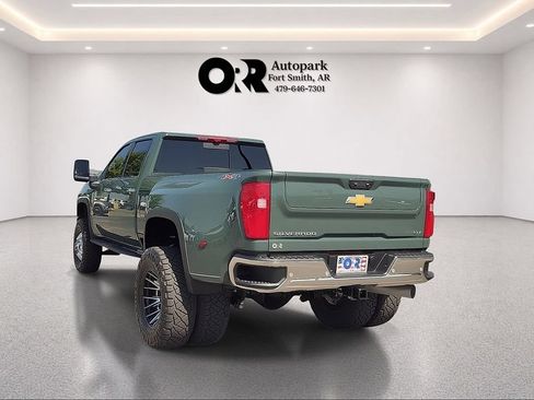 Used 2026 Chevrolet Silverado 3500 LTZ w/ LTZ Texas Edition AWD/4WD image 4