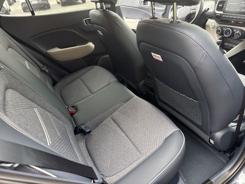 New 2026 Hyundai Venue SEL FWD image 14