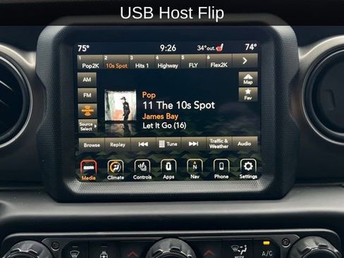 Used 2023 Jeep Wrangler Unlimited w/ Sun & Screen Package image 11