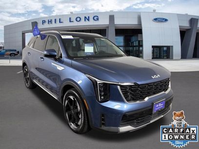 Used 2025 Kia Sorento EX