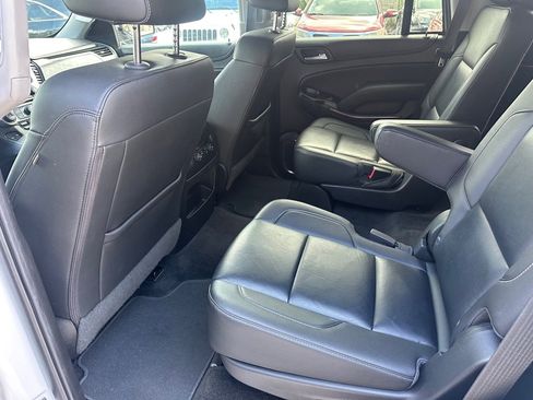 Used 2018 Chevrolet Tahoe LT w/ Luxury Package image 12