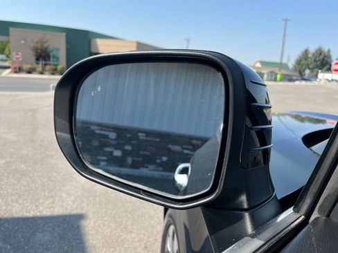 Used 2021 Kia Telluride S AWD/4WD image 25