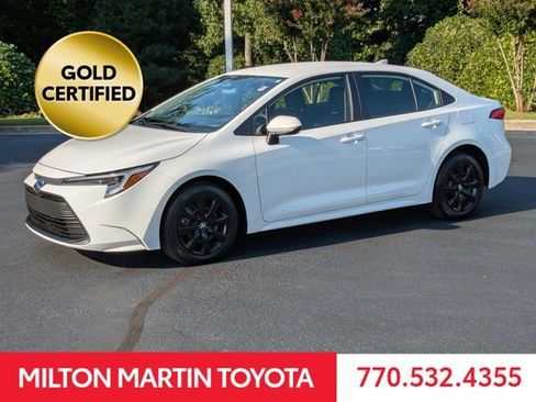 Certified 2025 Toyota Corolla LE FWD image 8