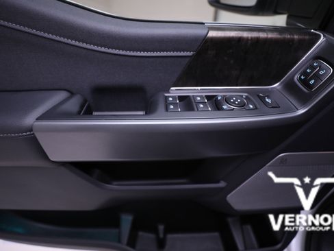 New 2026 Ford F350 Lariat w/ Chrome Package image 19