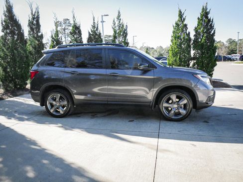Used 2019 Honda Passport Touring image 11