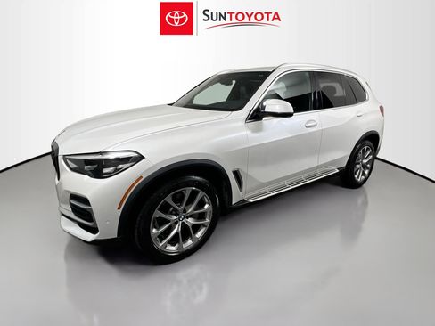 Used 2023 BMW X5 xDrive40i w/ Premium Package AWD/4WD image 9