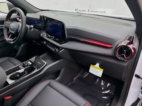 New 2026 Chevrolet Equinox RS image 31