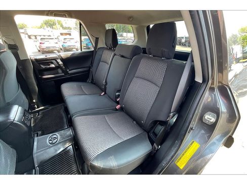 Used 2022 Toyota 4Runner TRD Off-Road image 26