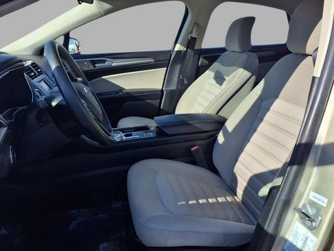 Used 2018 Ford Fusion S image 23