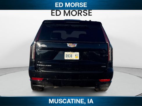 Used 2023 Cadillac Escalade Sport Platinum AWD/4WD image 4