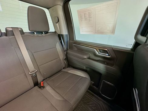 Used 2025 Chevrolet Silverado 2500 LT AWD/4WD image 14