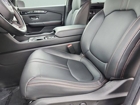 Certified 2024 Honda Pilot TrailSport image 19