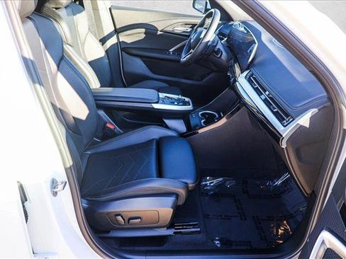 Used 2025 BMW X1 xDrive28i image 27