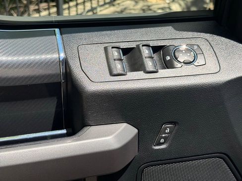 Used 2018 Ford F150 XLT w/ Equipment Group 302A Luxury AWD/4WD image 24
