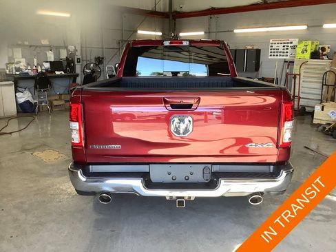 Used 2022 RAM 1500 Big Horn AWD/4WD image 4