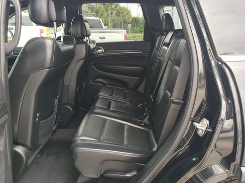 Used 2019 Jeep Grand Cherokee Limited w/ Luxury Group II image 14