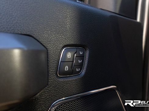 Used 2020 Ford F350 Platinum w/ FX4 Off-Road Package image 46