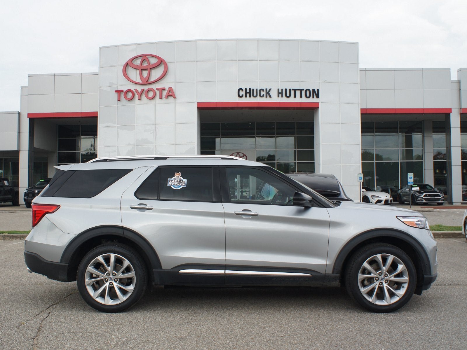 Used 2022 Ford Explorer Platinum w/ Equipment Group 601A AWD/4WD image 1