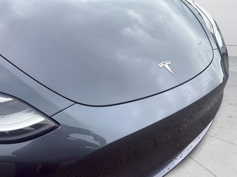 Used 2021 Tesla Model Y Long Range AWD/4WD image 22
