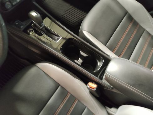 Used 2023 Nissan Kicks SR w/ SR Premium Package FWD image 26