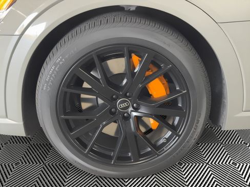 Used 2023 Audi e-tron Chronos w/ Chronos Package image 12