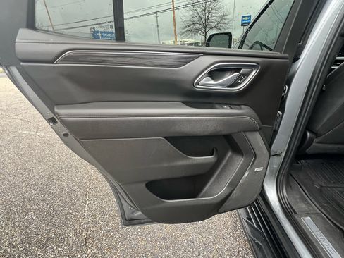 Used 2022 GMC Yukon SLT w/ SLT Premium Package image 36