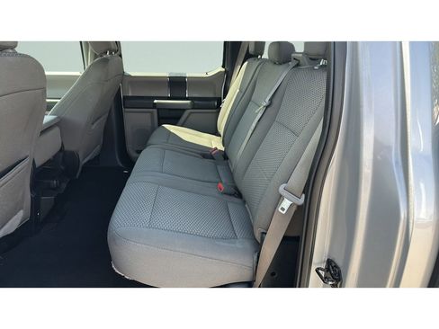 Used 2018 Ford F150 XLT AWD/4WD image 19