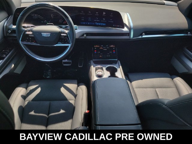 Used 2026 Cadillac Vistiq Sport AWD/4WD image 15