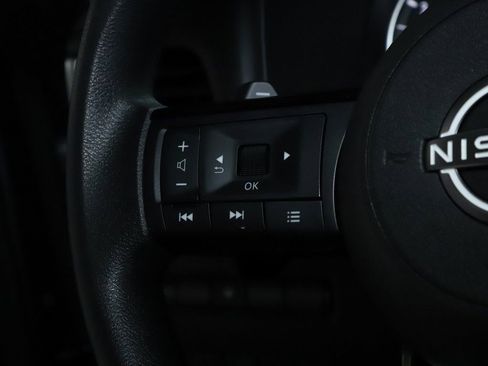 Certified 2023 Nissan Rogue SV image 24