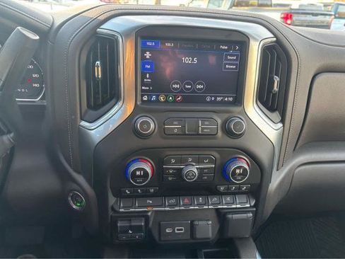 Used 2022 Chevrolet Silverado 1500 LTZ w/ LTZ Convenience Package II AWD/4WD image 20