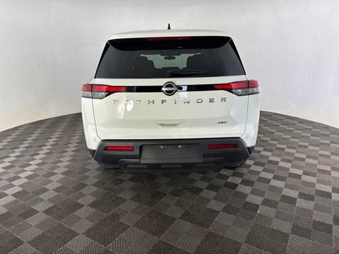 Certified 2025 Nissan Pathfinder S AWD/4WD image 6