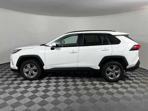 Used 2024 Toyota RAV4 XLE FWD image 8