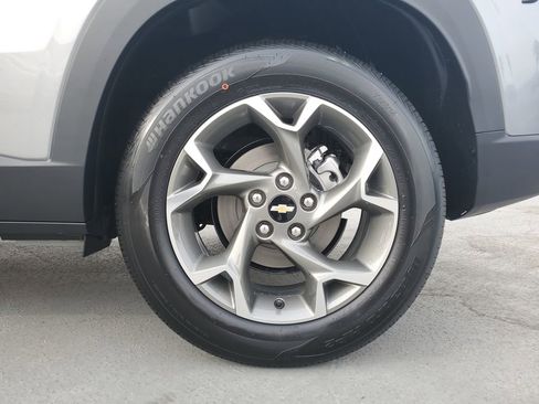 New 2026 Chevrolet Trax LT image 5