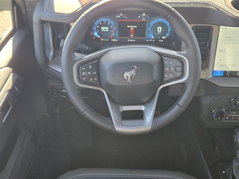 New 2025 Ford Bronco Outer Banks image 8