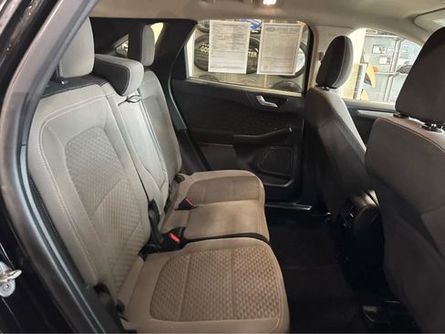 Used 2020 Ford Escape SE image 42