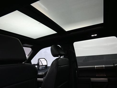 Used 2022 Ford F350 Lariat w/ Lariat Ultimate Package image 23