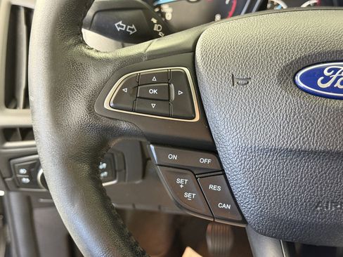 Used 2015 Ford Focus SE w/ SE Ecoboost Package image 23