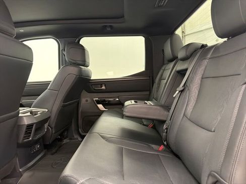 Used 2025 Toyota Tundra Limited AWD/4WD image 44