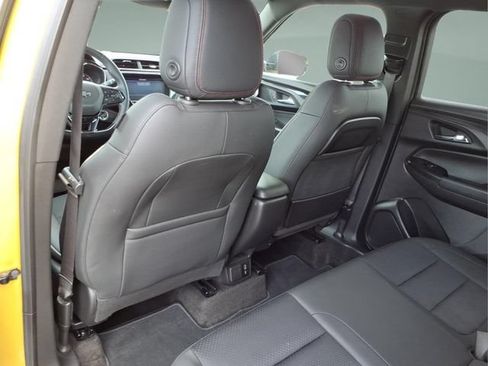 Used 2023 Chevrolet TrailBlazer RS w/ Convenience Package FWD image 13