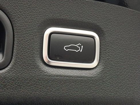 Used 2023 Kia Stinger GT2 image 34