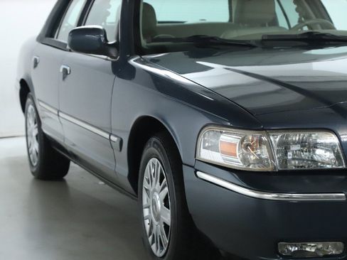 Used 2008 Mercury Grand Marquis GS image 14